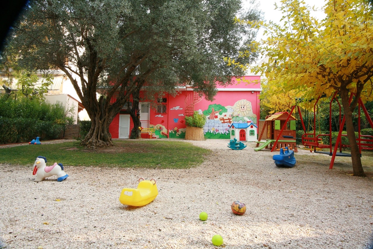 Εξωτερικός χώρος παιδικού σταθμού Πιτσιρικούπολη